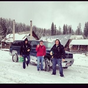 Meet your Posher, Logan